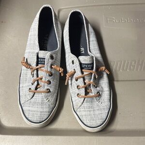 Sperry Textured Gray Sneakers with Brown Laces